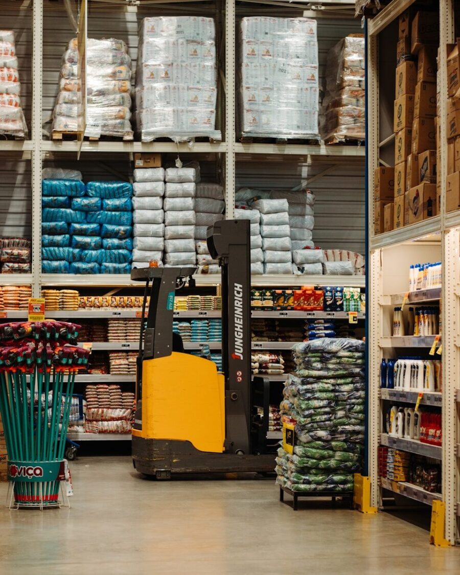wholesale & distributors 
