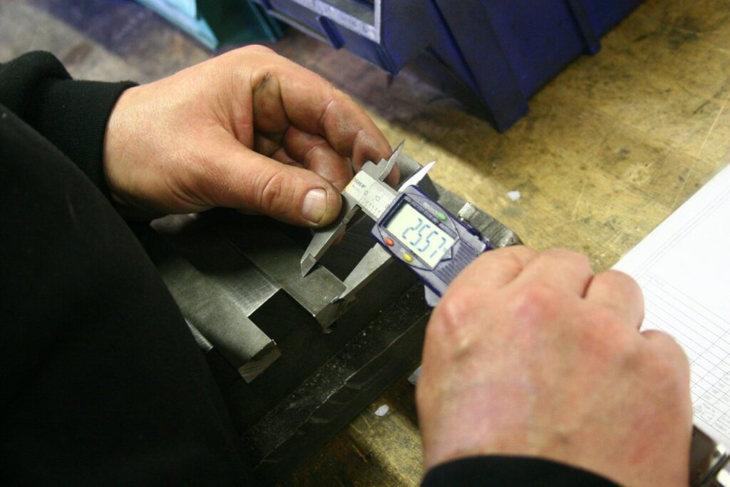 verifying product samples from import export supplier